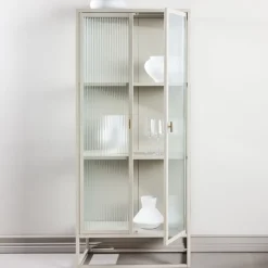 Fjôrd Vitrinekast Garis Hoog Staal Beige