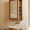 Kave Home Badkamerspiegelkast Kenta Massief Teakhout 50x70cm