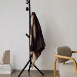 Kave Home Kapstok Nadue Massief Beukenhout 170cm Zwart Clearance